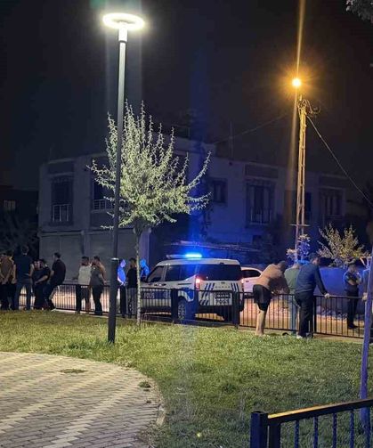 Adıyaman’da park yakınında iki grup birbirine girdi