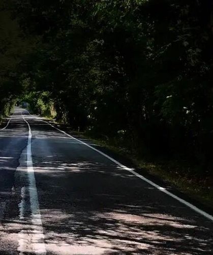 Betonsuz tünel: 3 ülkede ikizi var! Her geçen durup fotoğraf çekiliyor