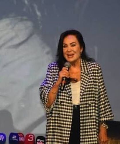 Türkan Şoray'dan eski eşi Cihan Ünal'a: Vayy, bu ne yakışıklılık