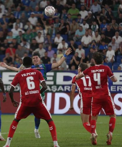Samsunspor, Rizespor'u deplasmanda 2 golle devirdi