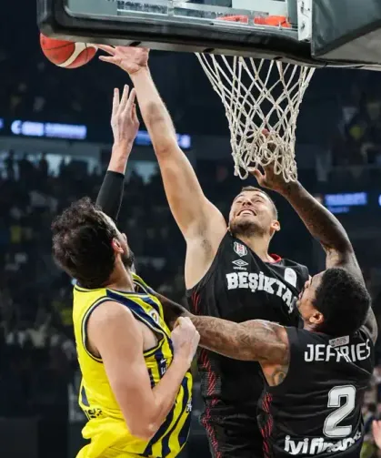 Fenerbahçe, Beşiktaş’ı devirdi: Cumhurbaşkanlığı Kupası’nın sahibi oldu