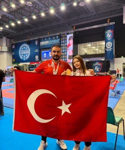 Bursalı milli sporcu Aslı Salım, İtalya’da dünya üçüncüsü oldu