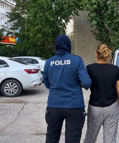 7 aydır aranıyordu: Evdeki gizli bölmede yakalandı