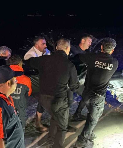 İznik Gölü'nde kayıp öğretmenin cansız bedenine ulaşıldı