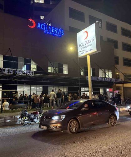 Motosiklet devrildi: 18 yaşındaki genç hayatını kaybetti