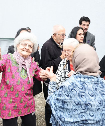 Nilüfer’de Alzheimer farkındalığı: Konuk evinde müzik ve dayanışma buluştu