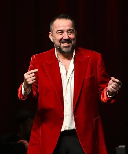 Ata Demirer aşka geldi: Urla’dan romantik kareler