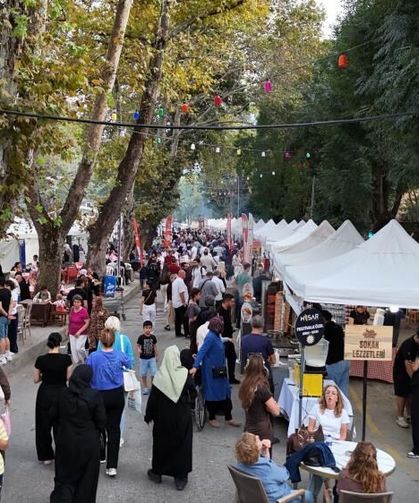 İnegöl’de lezzet şöleni başladı: 200’den fazla yöresel tat vitrine çıktı