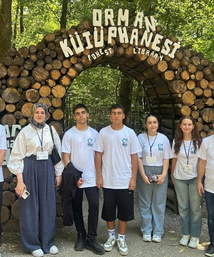 Millet Partisi Bursa teşkilatı gençlerle kampta buluştu