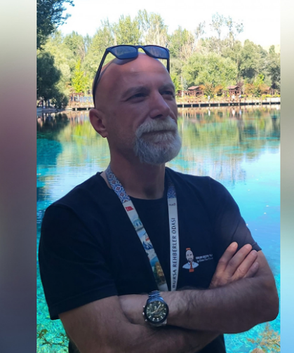 Tansu Erçevik’ten Bursalı öğrencilere ücretsiz tarih ve turizm semineri