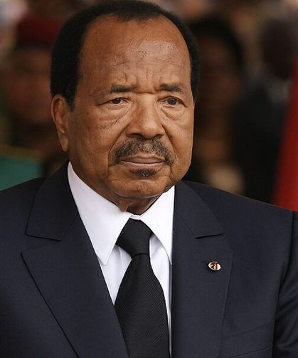 Kamerun lideri Biya kendi ülkesine döndü, sosyal medya bu ziyareti konuşuyor!