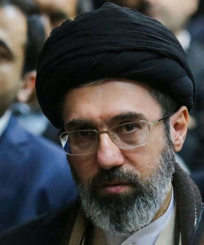 Mücteba Hamaney’in cenaze törenine gizlice katıldığı ortaya çıktı