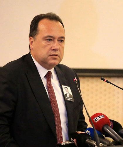 AK Parti'ye geçeceği iddia edilen Besim Dutlulu'dan net cevap