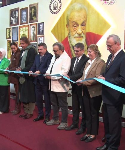 Yıldırım’da kültür sanat sezonu “Bir Adam Yaratmak” ile başladı