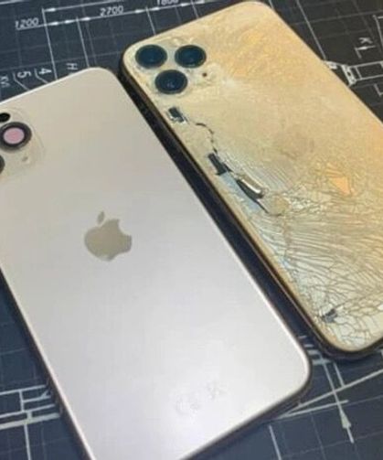 Erkekler çıldırdı! Yepyeni iPhone'larını kendi elleriyle parçalıyorlar