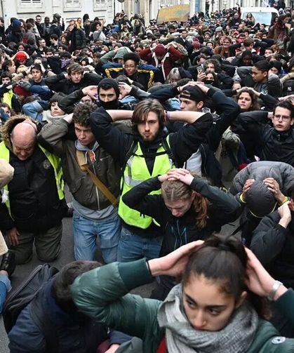 Fransa’da lise protestoları büyüyor: Gözaltı sayısı 6 bin 877’ye ulaştı