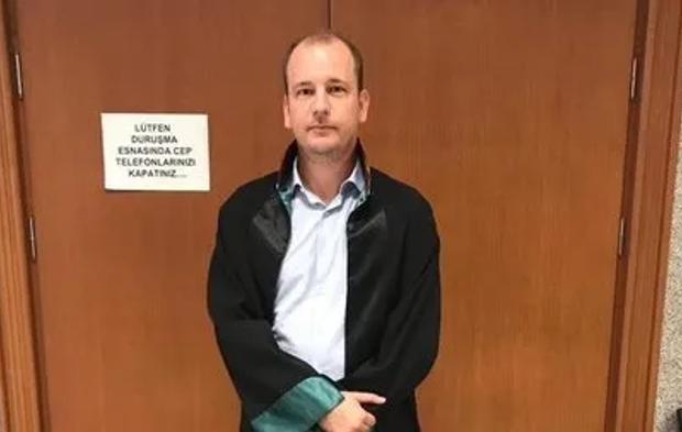 Kadın doğum merkezinde kurye ile gönderilen ilaçlar...