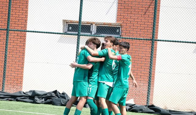 Yeşil Beyazlılarda şampiyonluk rüzgarı: U19’dan büyük başarı!