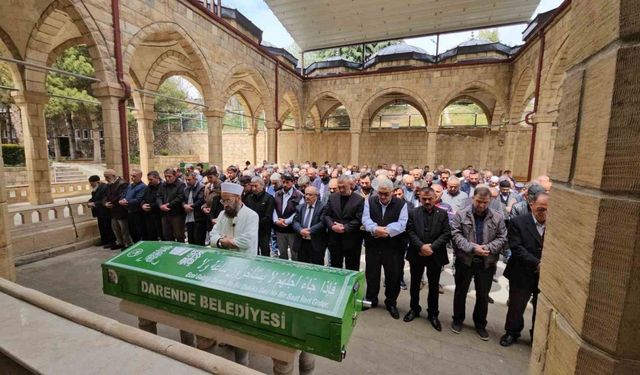 Kocası tarafından öldürülen kadın defnedildi