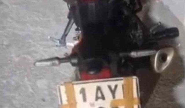 Plakayı yara bandıyla kapatan sürücü yakayı ele verdi