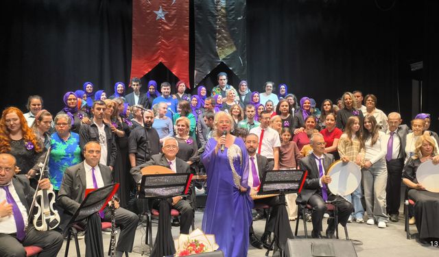Otizm Anneler Korosu'ndan muhteşem konser