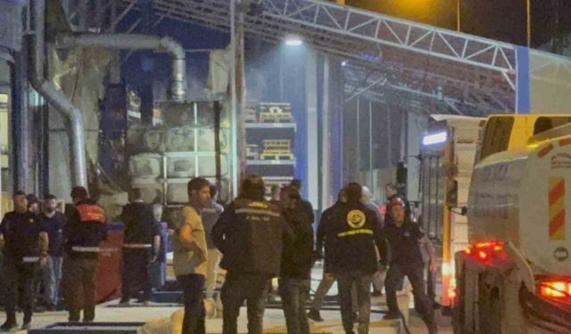 Araç yedek parça fabrikasında yangın