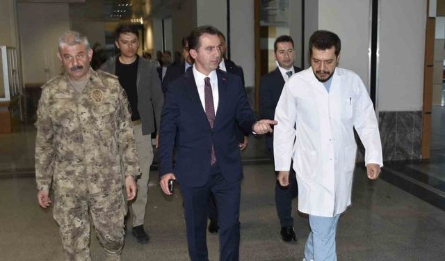 Bitlis’te göreve giden polisler kaza yaptı: 2 yaralı