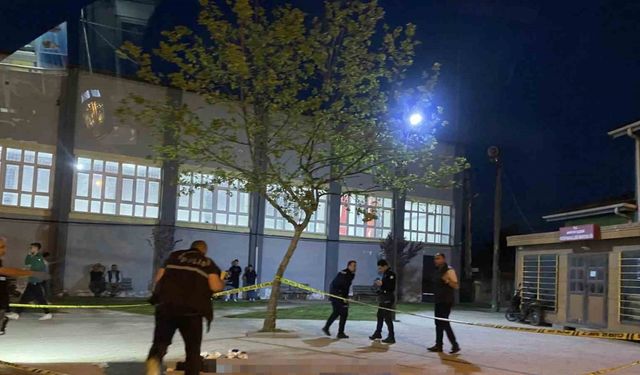 Sakarya’da küfürleşme kavgasında kan aktı: 15 yaşındaki çocuk, 17 yaşındaki çocuğu bıçakladı