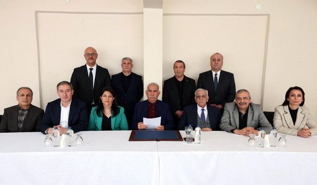Öcalan parti liderleriyle görüşecek