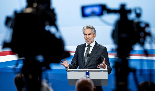 Hollanda'da 29 Ekim'de seçime gidilecek