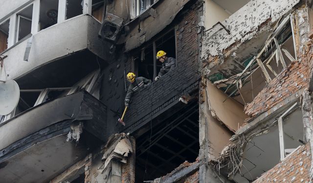 Rusya Kiev'i vurdu! 4 ölü, 80 yaralı
