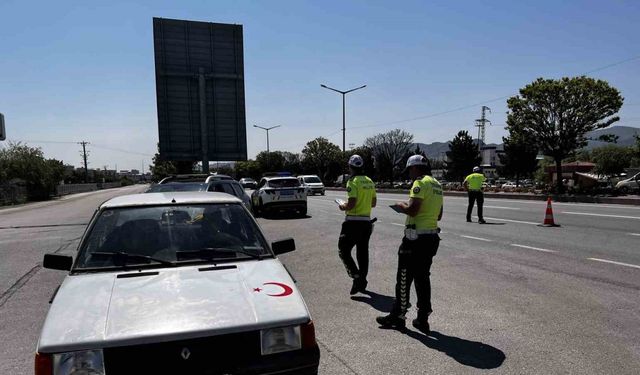 Afyonkarahisar’da Kurban Bayramı öncesi trafik denetimleri arttı