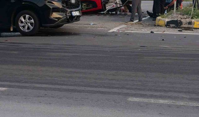 Ankara’da kontrolden çıkan itfaiye aracı takla attı