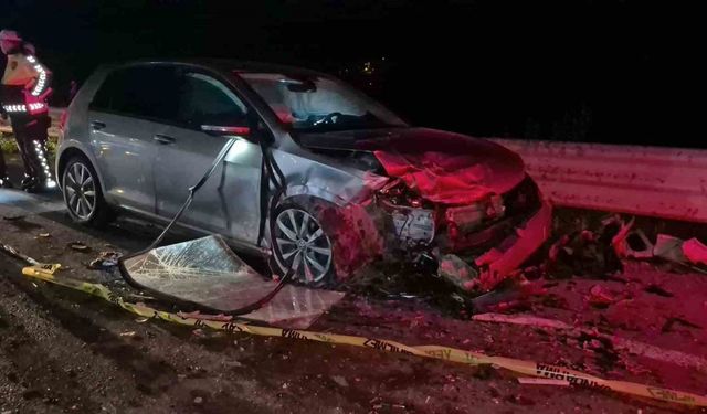 Bartın’da iki araç kafa kafaya çarpıştı: 4 yaralı