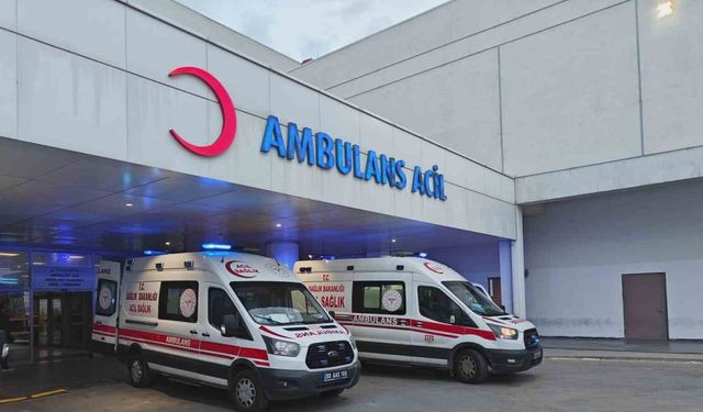 DEM Van Milletvekili Dindar geçirdiği kazada yaralandı