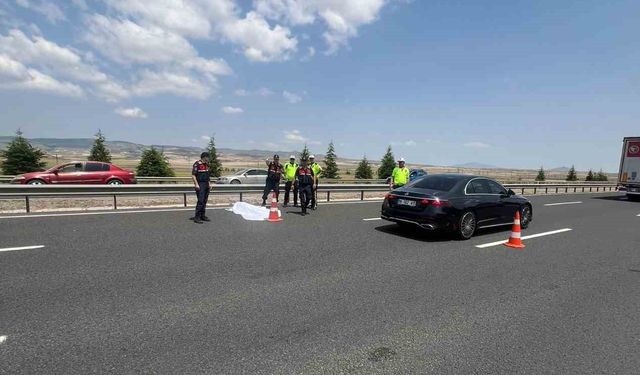 Polatlı otobanda otobüsün çarptığı yaya hayatını kaybetti