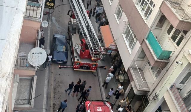 Polatlı’da bina yangını: Mahsur kalanlar kurtarıldı
