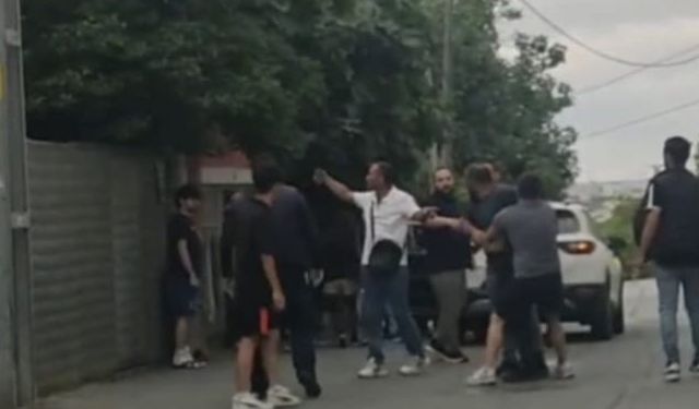 Sultangazi’de kimlik kontrolüne direnen alkollü şüpheli kadın polise saldırdı