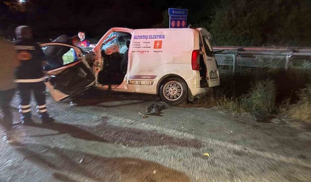 Ters şerit kazasında 6 kişi yaralandı