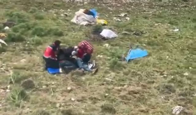 Van’da dağda bayılan çoban helikopterle kurtarıldı