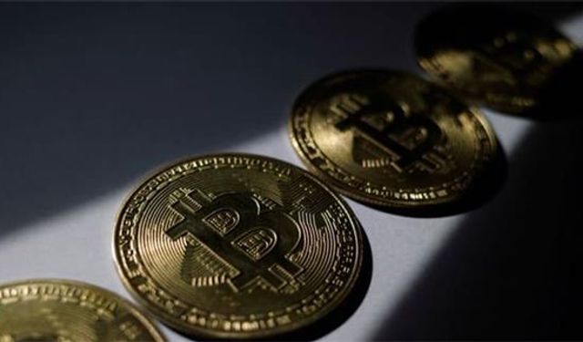 İlk Bitcoin ATM'si açıldı