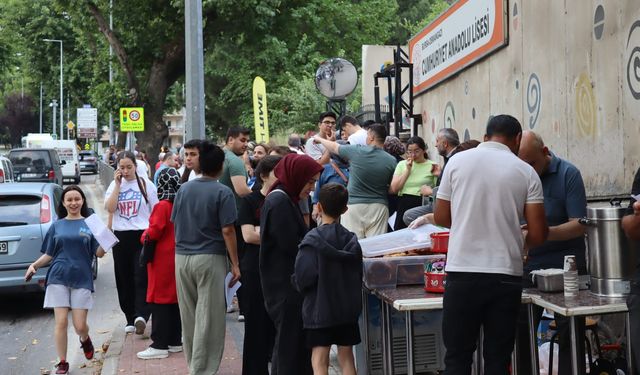 Bursa'da YKS heyecanı başladı!