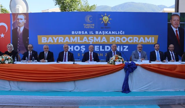 AK Parti Bursa'da bayramlaştı