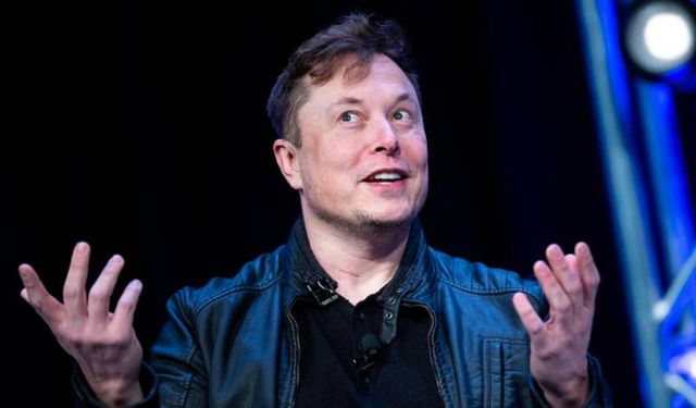 Elon Musk, kendi partisini kurdu