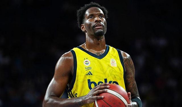 NBA'de Phoenix Suns, Nigel Hayes-Davis'i kadrosuna kattı!