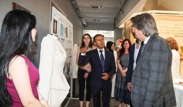 Moda Tasarımında Kalıp ve Model Geliştirme Programı yeni mezunlarını verdi