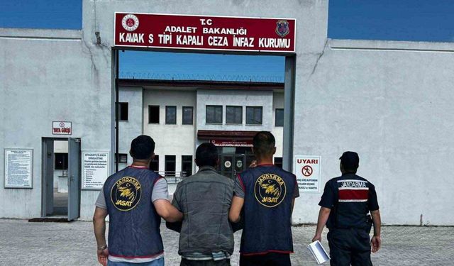 15 yıl hapis cezası bulunan şahıs jandarma tarafından yakalandı