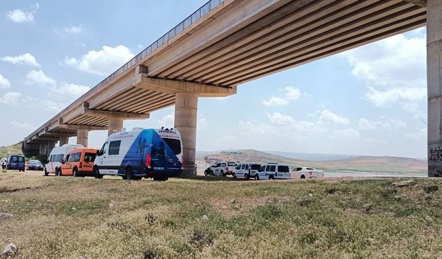 21 yaşındaki genç ve kız arkadaşının öldürülmesiyle ilgili 4 kamu görevlisine dava açıldı