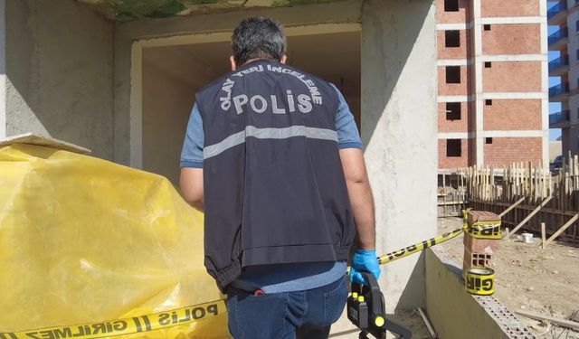 7’nci kattan düşen işçi hayatını kaybetti