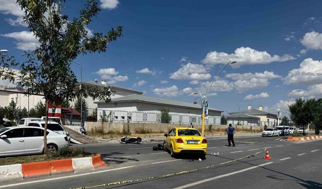 Ağrı’da trafik kazası: Karı koca hayatını kaybetti